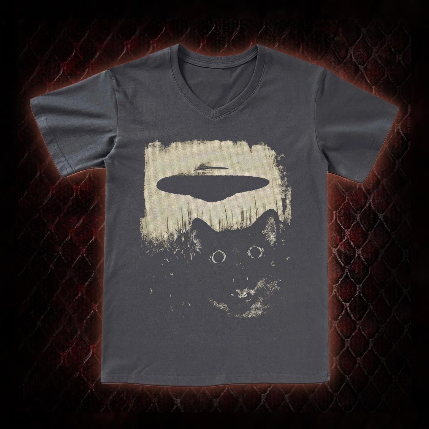 UFO CAT V-Neck Classic T-shirt
