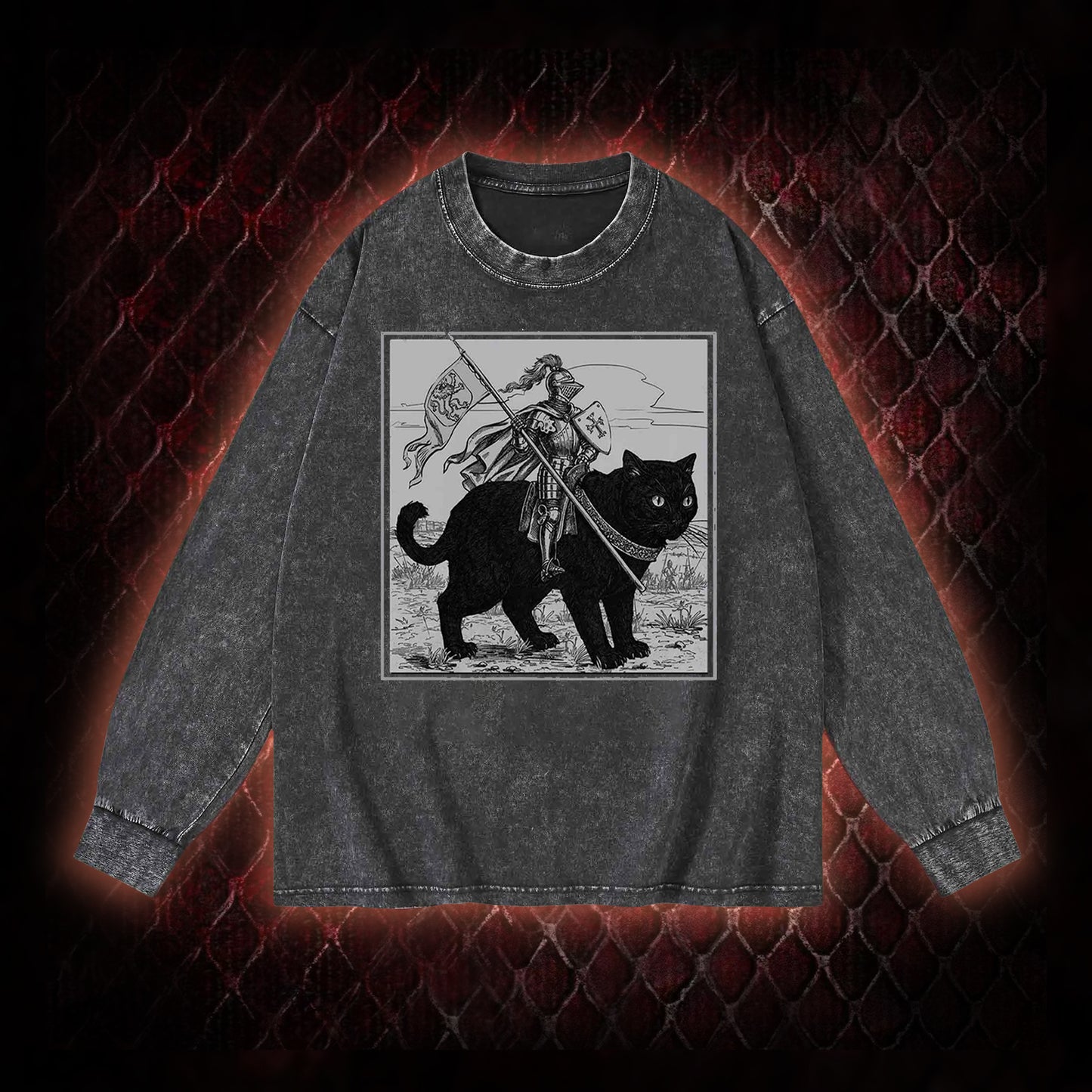 Vintage Knight & Giant Black Cat Medieval Fantasy Graphic Vintage-Sweatshirt  - Whimsical Retro Aesthetic Statement Piece