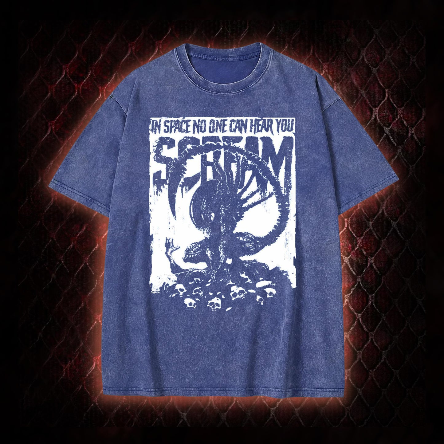 Alien 'In Space No One Can Hear You Scream' Xenomorph Graphic Vintage-T-Shirt - Sci-Fi Horror Franchise Tribute Piece