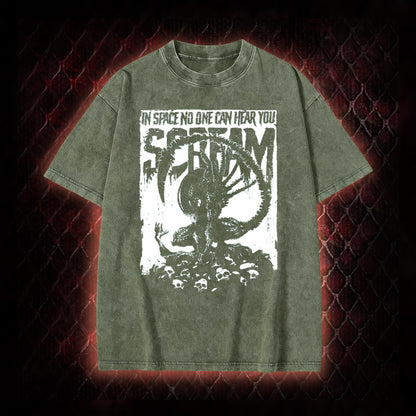 Alien 'In Space No One Can Hear You Scream' Xenomorph Graphic Vintage-T-Shirt - Sci-Fi Horror Franchise Tribute Piece