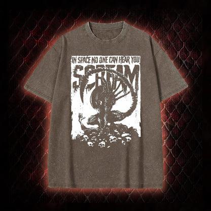 Alien 'In Space No One Can Hear You Scream' Xenomorph Graphic Vintage-T-Shirt - Sci-Fi Horror Franchise Tribute Piece