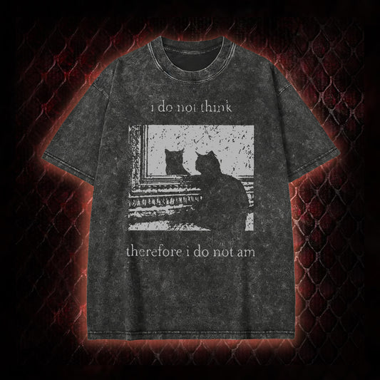 Philosophical Cat Meme 'I Do Not Think Therefore I Do Not Am' Graphic Vintage-T-Shirt - Humorous Philosophy & Cat Enthusiast Statement Piece