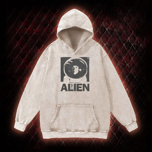 Ridley Scott's Alien Ellen Ripley Astronaut Graphic Vintage-Hoodie - Sci-Fi Horror Franchise Icon Tribute Piece