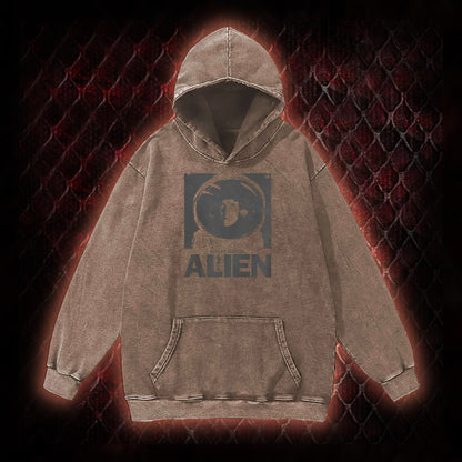 Ridley Scott's Alien Ellen Ripley Astronaut Graphic Vintage-Hoodie - Sci-Fi Horror Franchise Icon Tribute Piece
