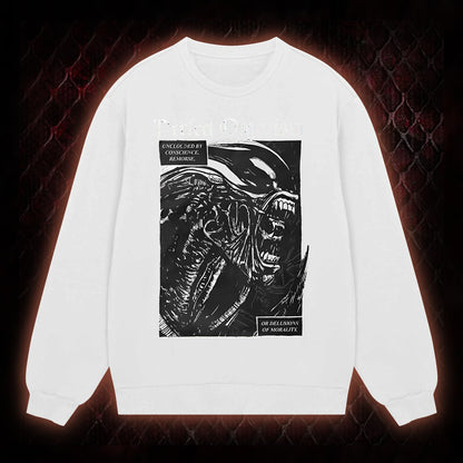 Alien 'Perfect Organism' Xenomorph Graphic Classic-Long-Sleeved - Sci-Fi Horror Franchise Icon Tribute Piece