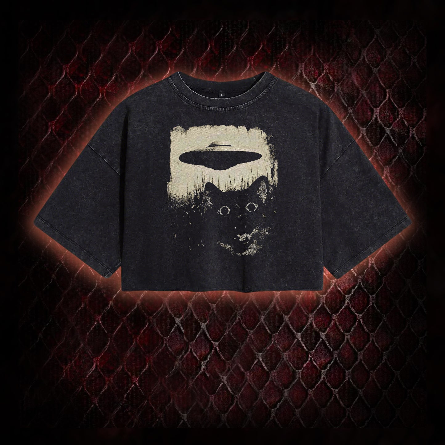 UFO CAT Washed Cropped T-shirt